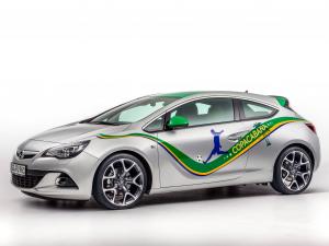 Opel Astra GTC Copacabana 2014 года